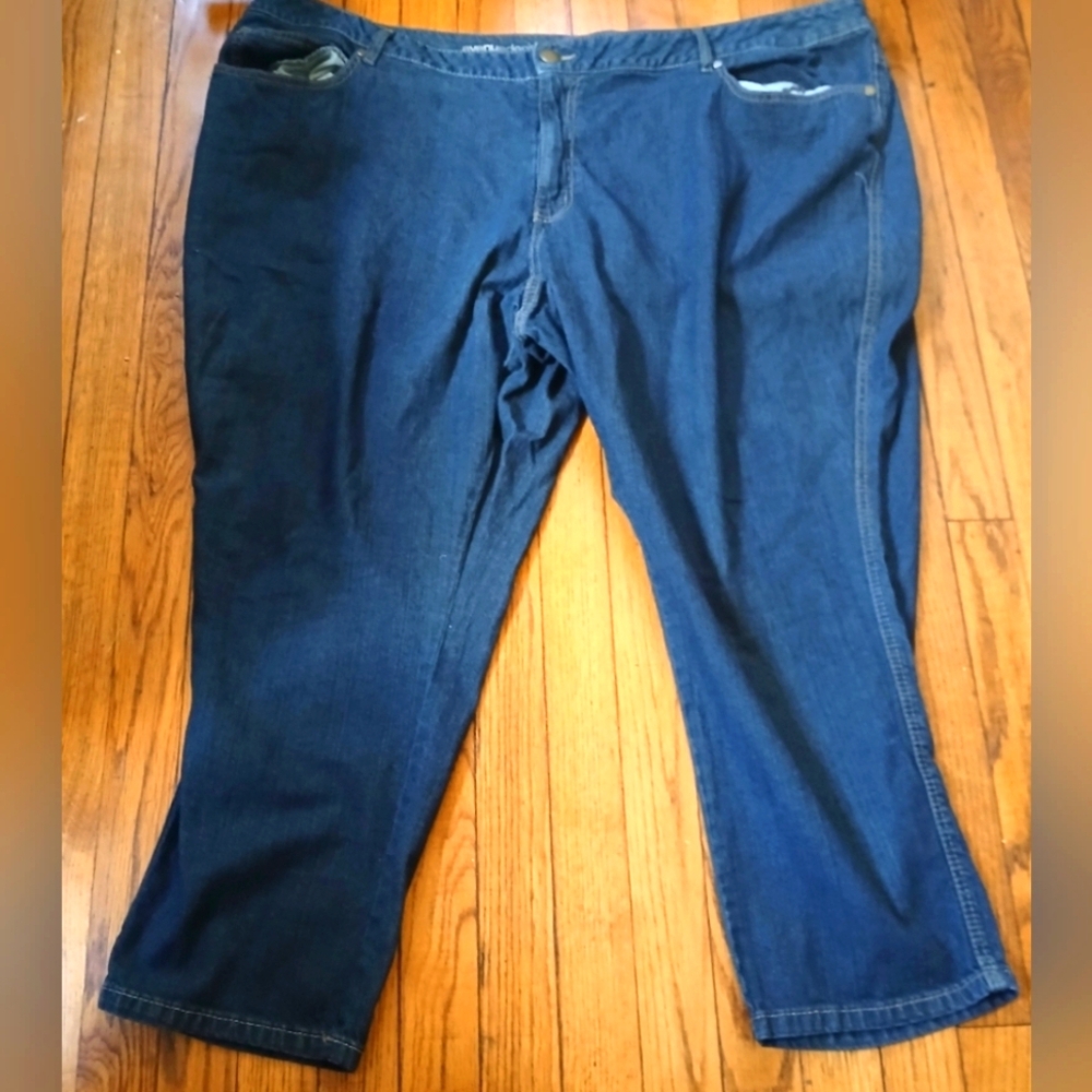 Avenue Denim - Women's Skinny Plus Size Petite Jeans. Size 32P